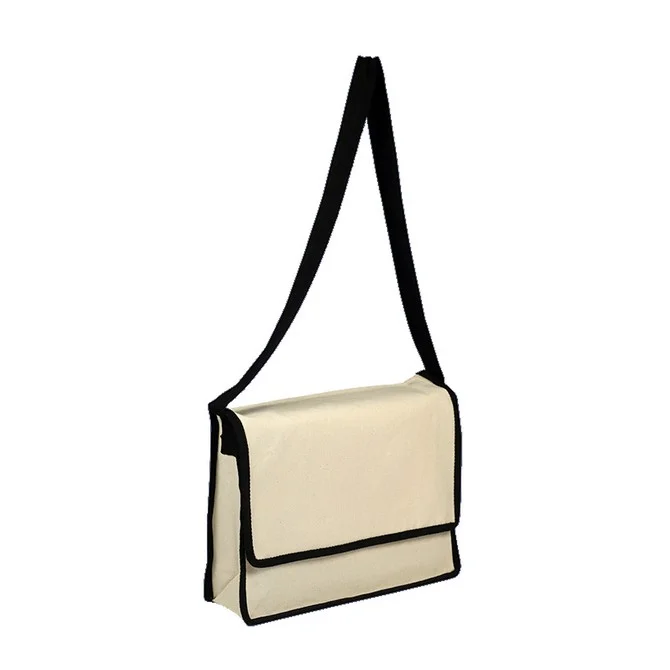 Q1605 - Messenger Bag