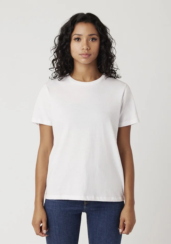 W1240 - Women's Classic T-Shirt