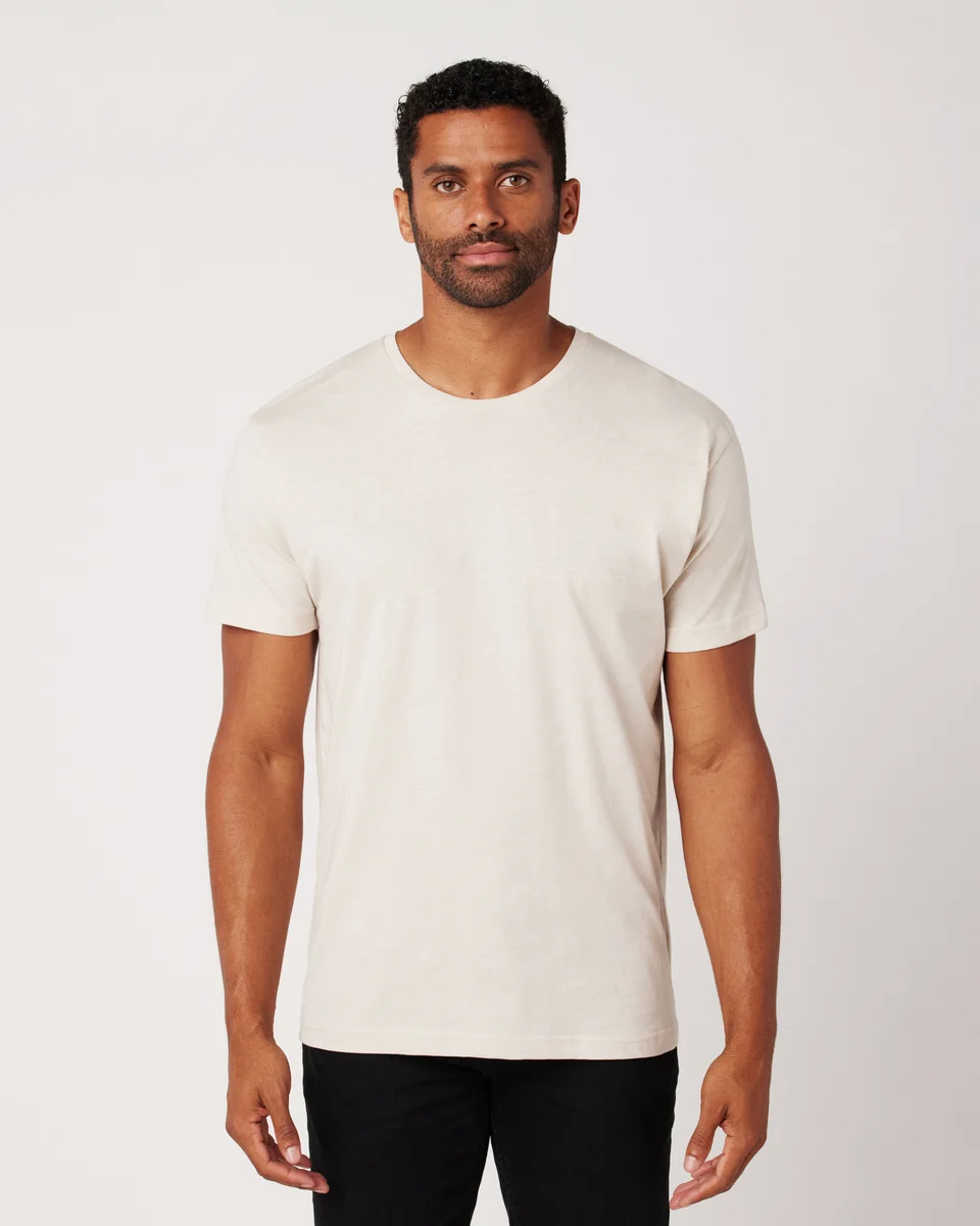 MC1040 - Unisex Fine Jersey Short Sleeved Tee